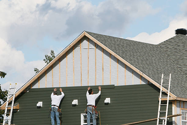 Professional Siding Installation technician working in Rocky Mount, NC